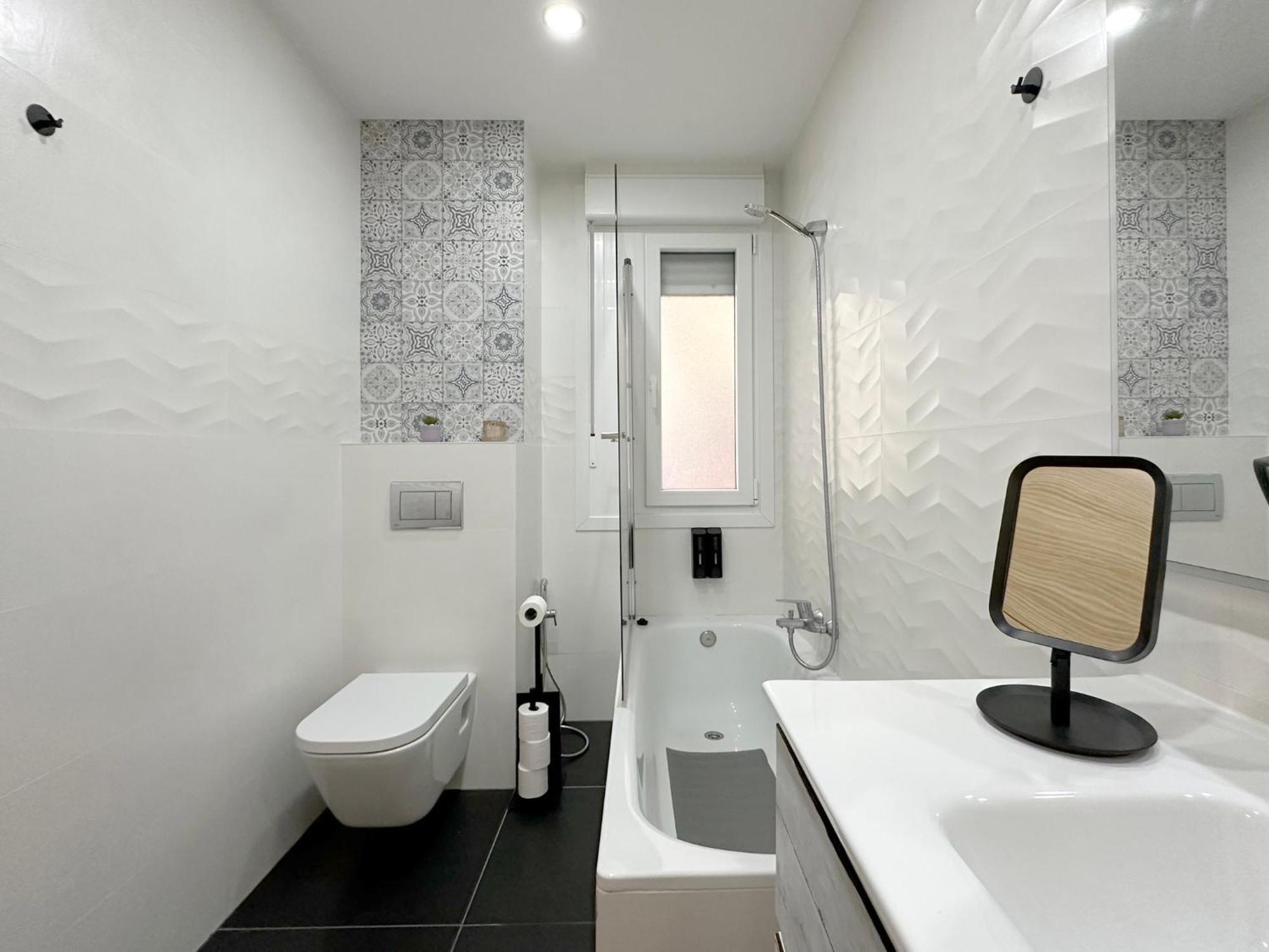 Encantador Apartamento Junto Al Ayuntamiento Бильбао Экстерьер фото
